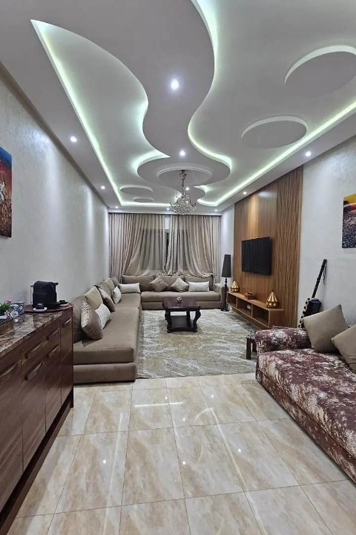 אסאוירה Hossen Appartement